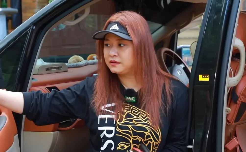 Actress Navrath unveiled her own custom-designed car