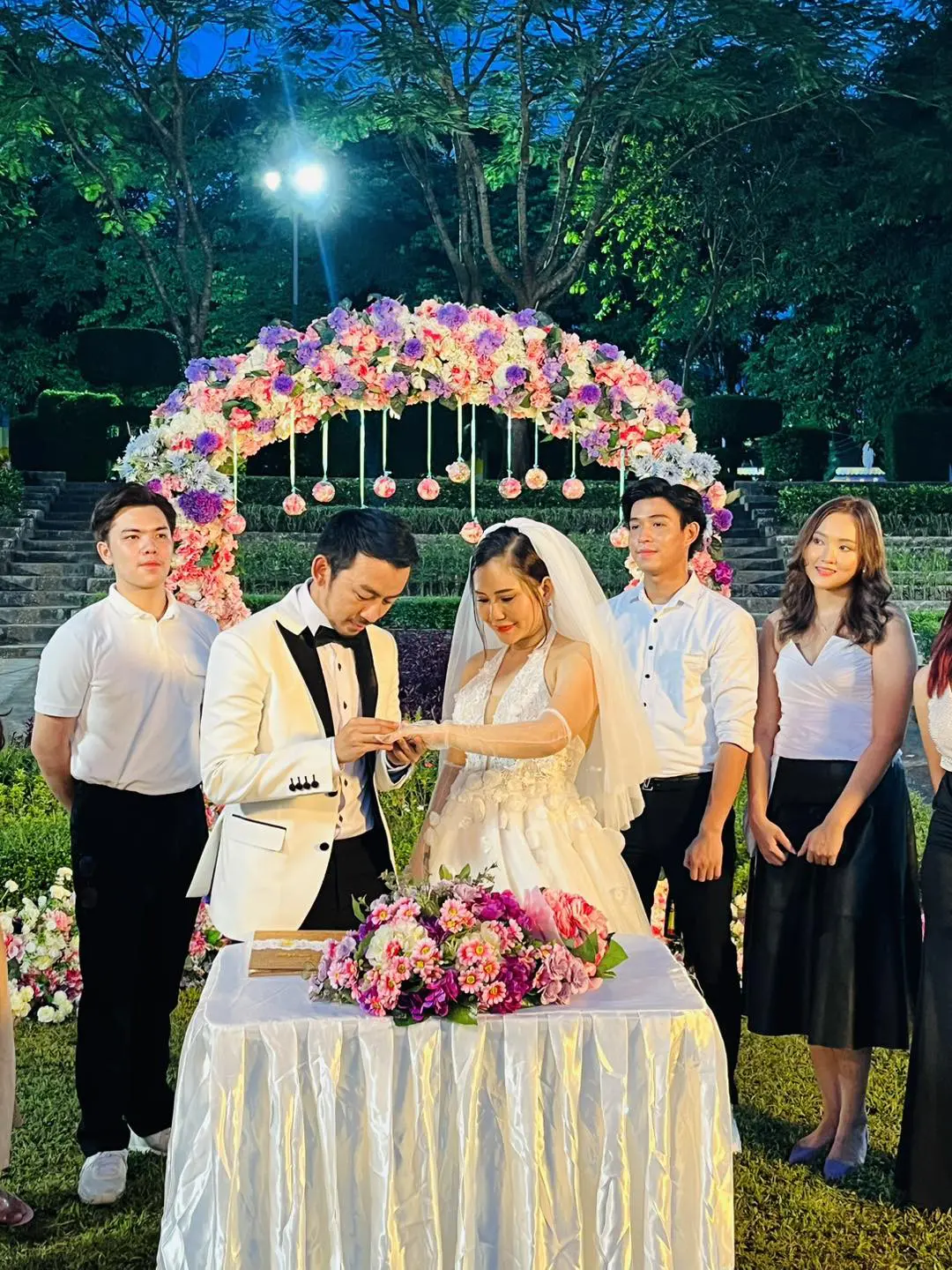 Actor Chan Min Yair Htut is married with singer Mino