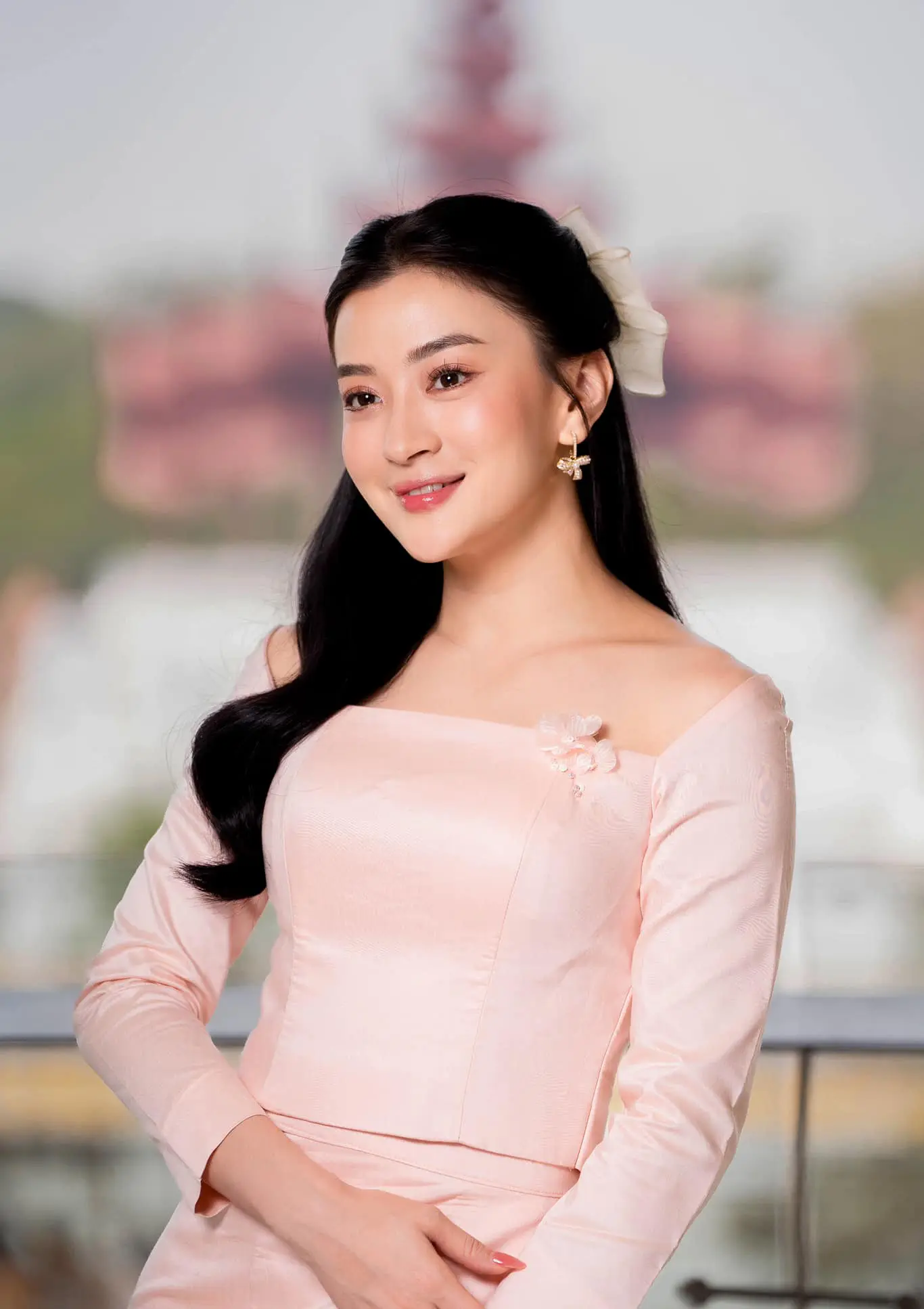 Wutt Hmone Shwe Yi tells to her audience that she has moved to Switzerland